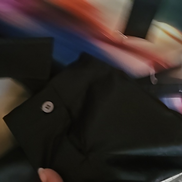 Rainbow blouse.  Size XxL. - Picture 4 of 5